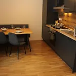 Gemuetliches Haeuschen In Appartement *